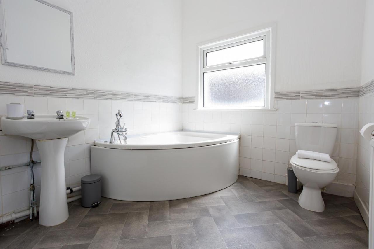 Guestready - Stunning 3br Near Anfield Stadium