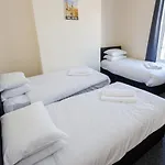 Guestready - Stunning 3Br Near Anfield Stadium